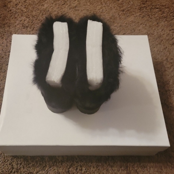 Charles David Womens Black Leather Render Rabbit Fur Trim Boots - Picture 9 of 10